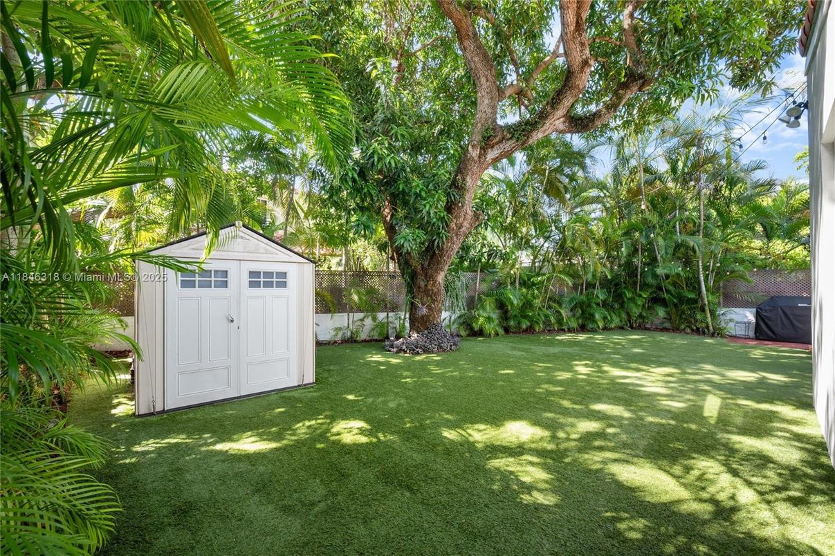 Backyard, Detached Garage, Exterior