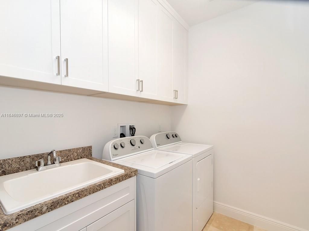Interior, Washer