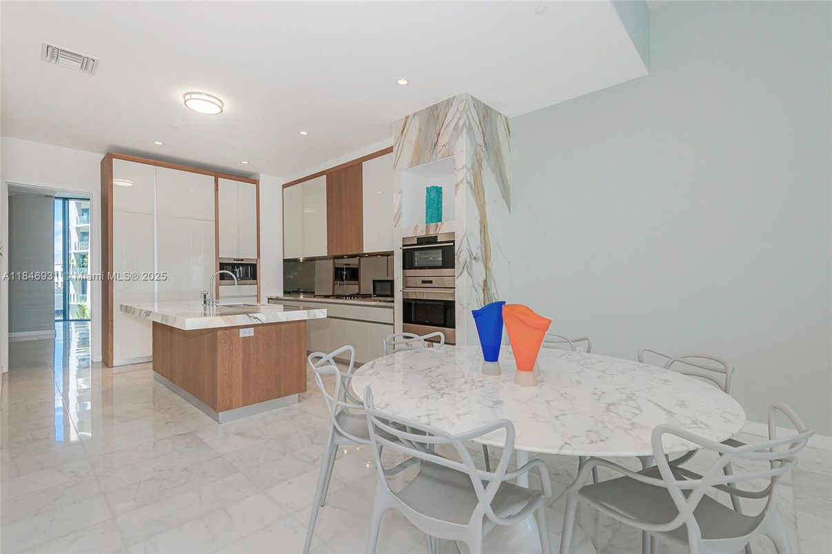 Dining room, Interior, Kitchen, Marble, Recessed Lighting, Stainless Steel Appliances