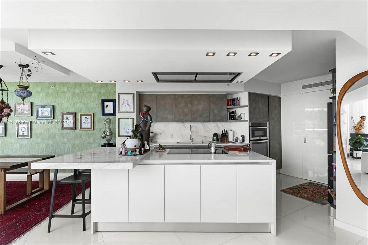 Interior, Kitchen, Recessed Lighting