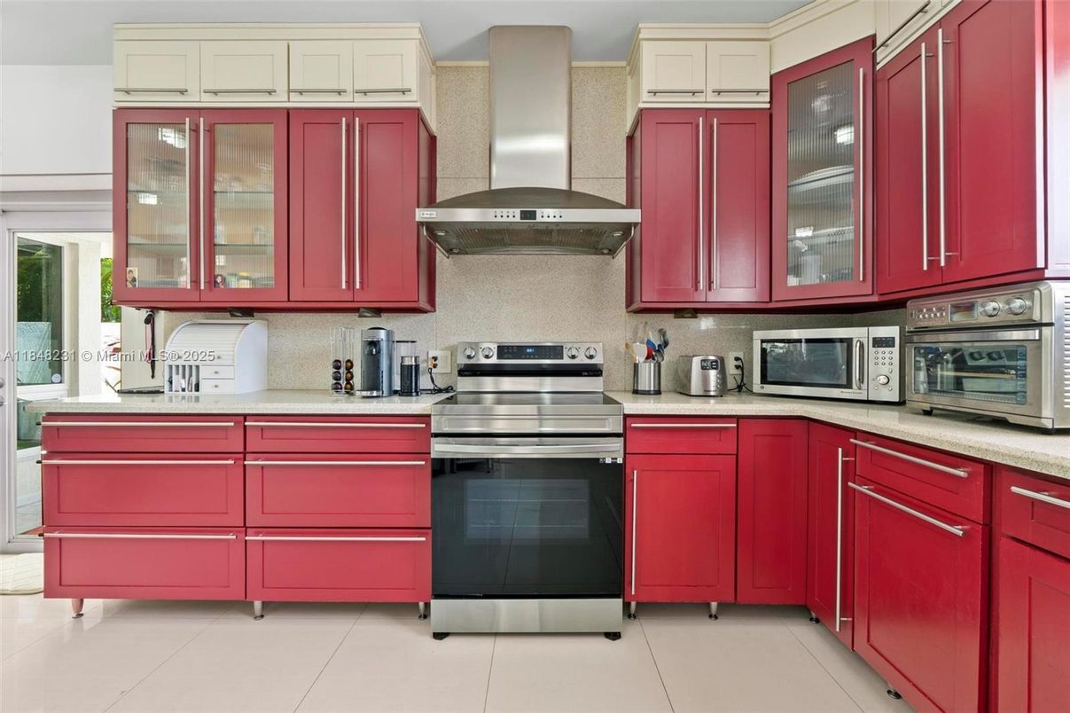 Interior, Kitchen, Stainless Steel Appliances