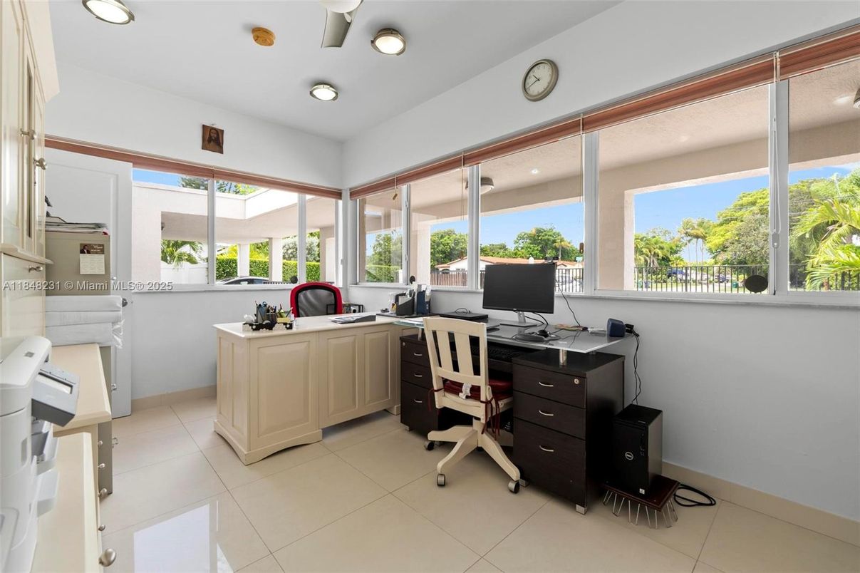 Home Office, Interior, Recessed Lighting