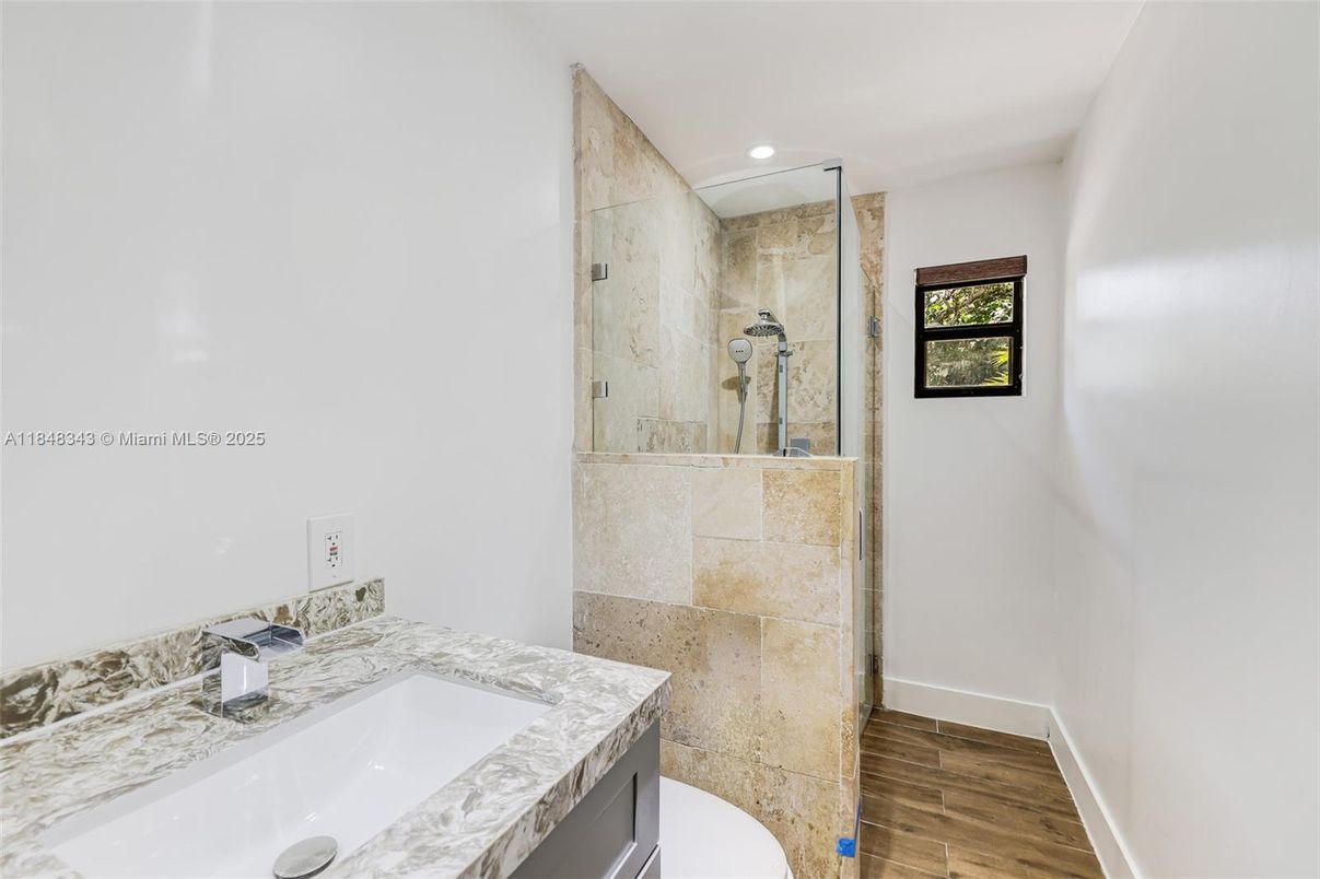 Bathroom, Interior, Recessed Lighting, Wood Texture Flooring