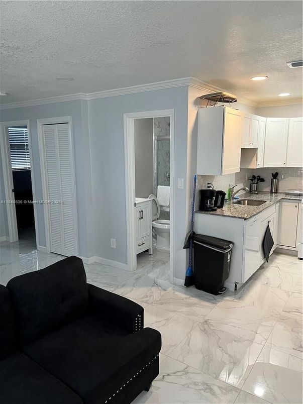 Bathroom, Interior, Kitchen, Marble, Recessed Lighting
