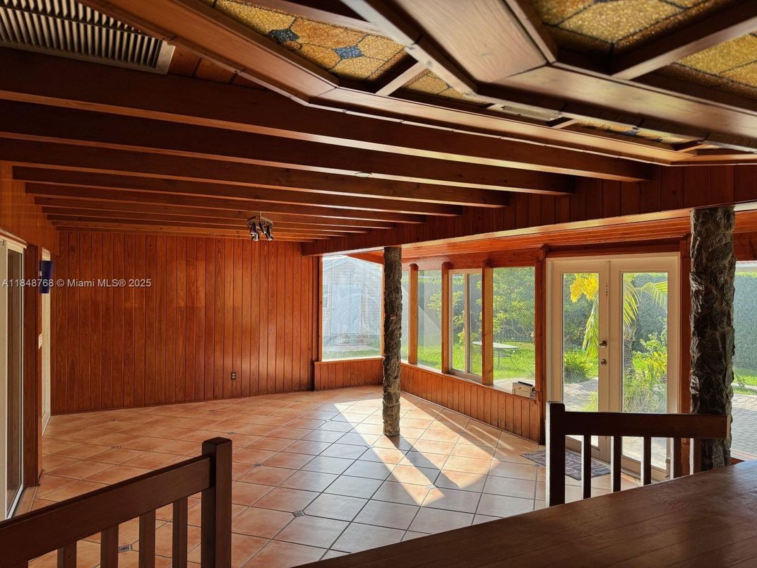 Interior, Wooden Beams, Wooden Walls