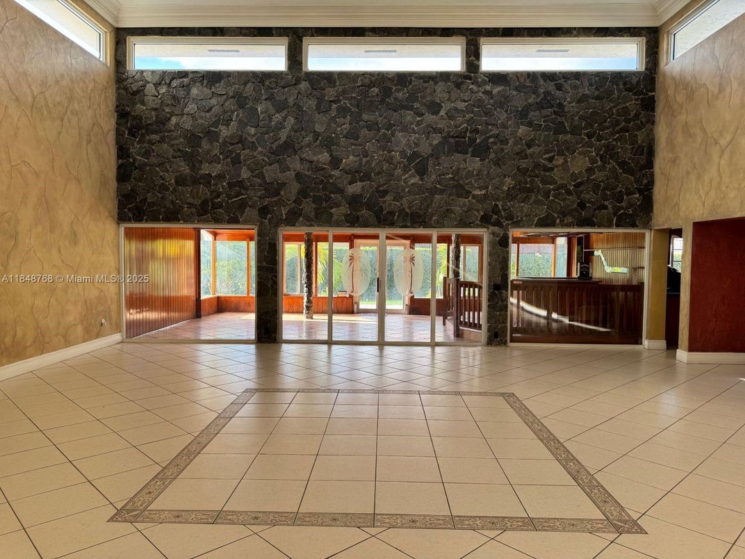 Interior, Marble Walls