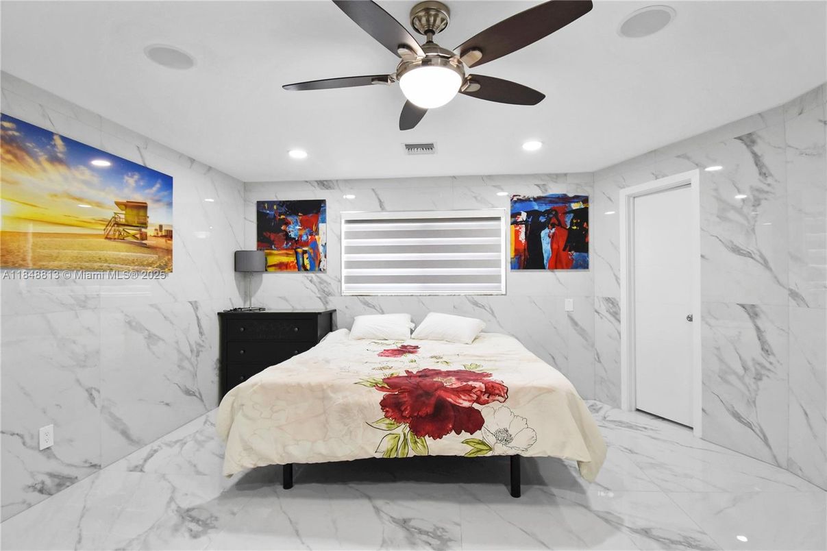 Bedroom, Interior, Marble, Marble Walls, Recessed Lighting