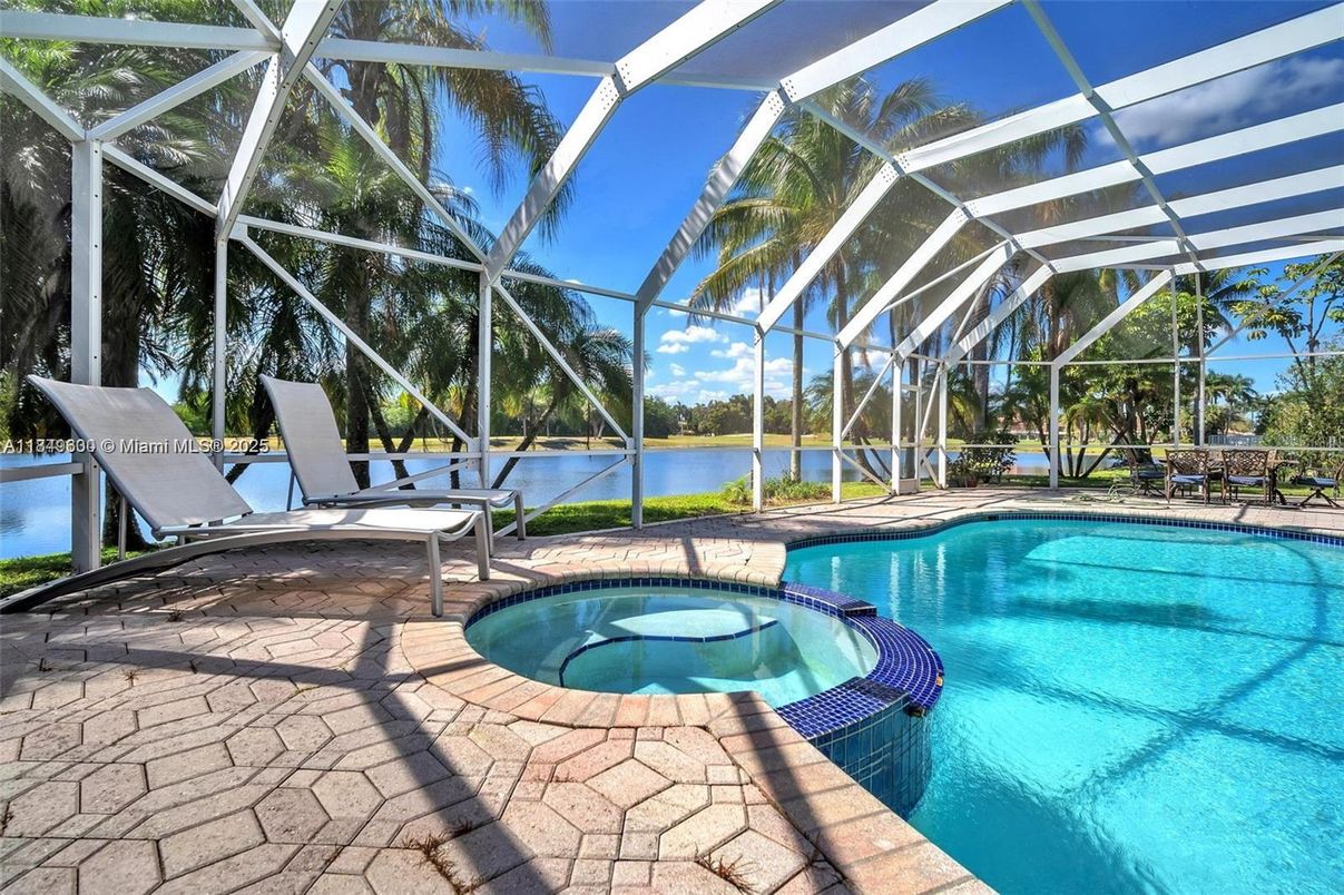 Glass Ceilings, Interior, Pool, Sun Room, Water