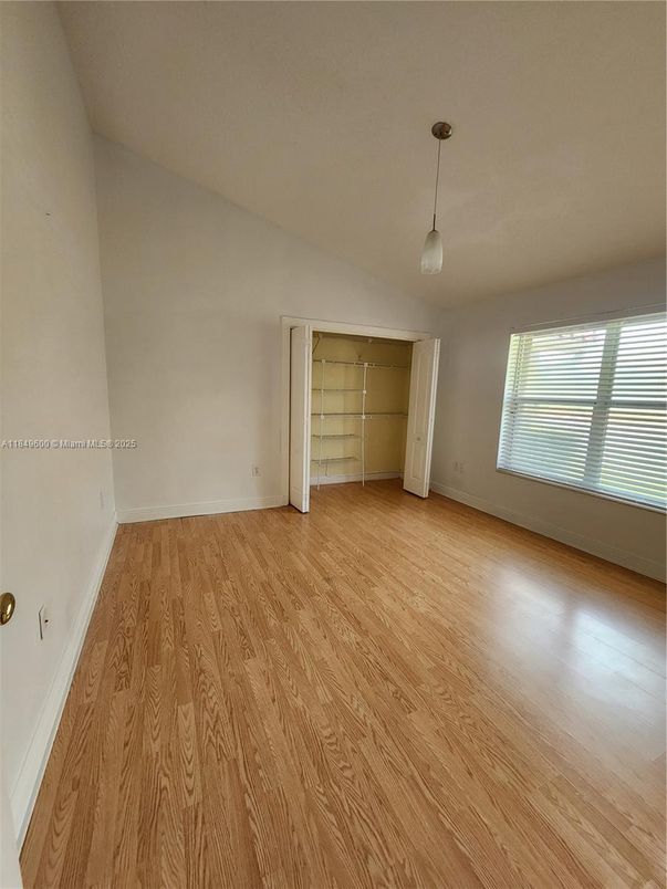Empty room, Interior, Pendant Lights, Wood Texture Flooring