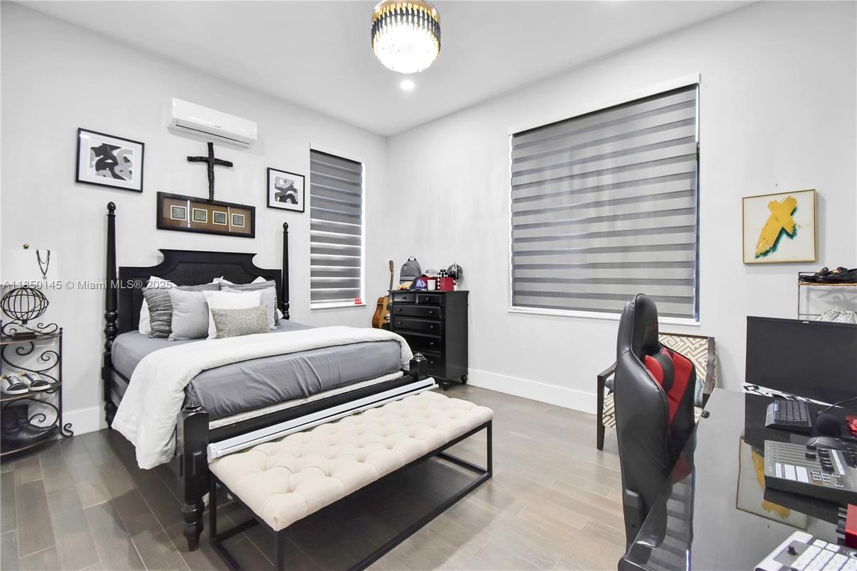 Bedroom, Interior, Wood Texture Flooring