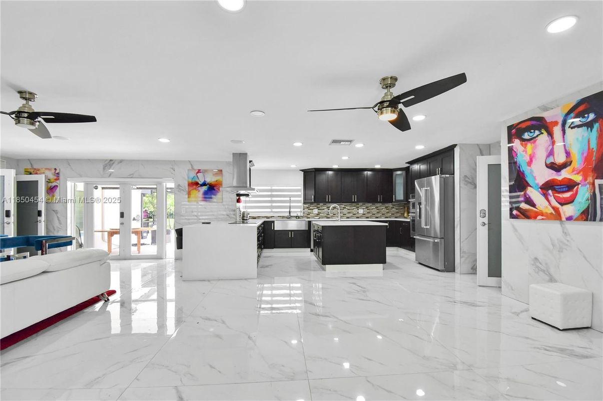 Interior, Kitchen, Living room, Marble, Recessed Lighting, Stainless Steel Appliances