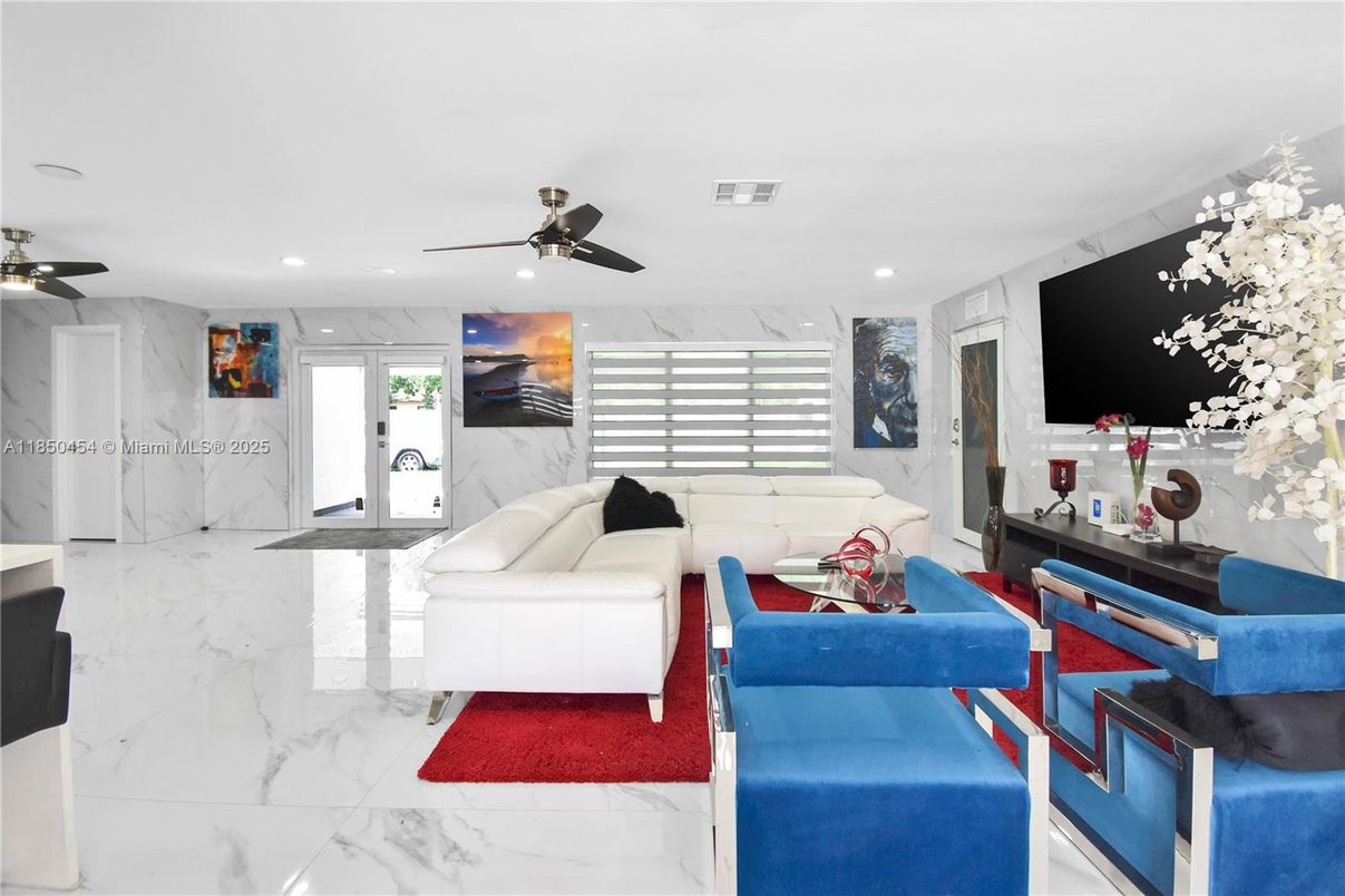 Interior, Living room, Marble, Marble Walls, Recessed Lighting