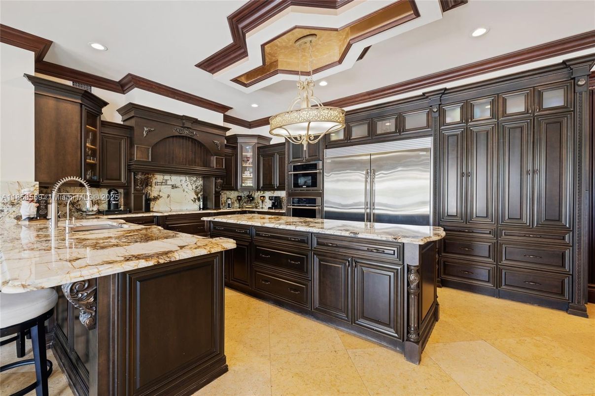 Chandelier, Interior, Kitchen, Pendant Lights, Recessed Lighting, Stainless Steel Appliances