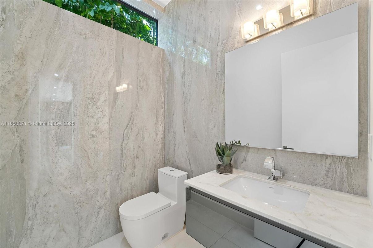 Bathroom, Interior, Marble Walls