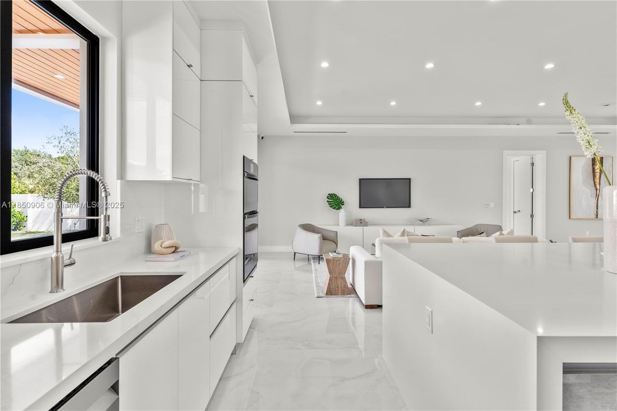 Interior, Kitchen, Living room, Marble, Recessed Lighting