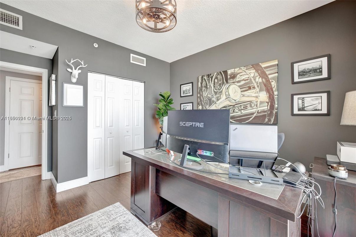 Home Office, Interior, Wood Texture Flooring