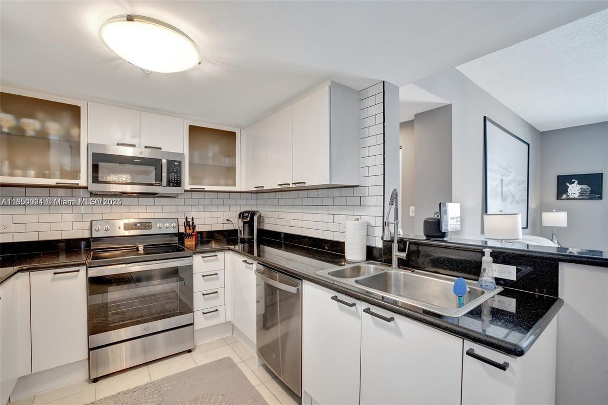 Interior, Kitchen, Stainless Steel Appliances