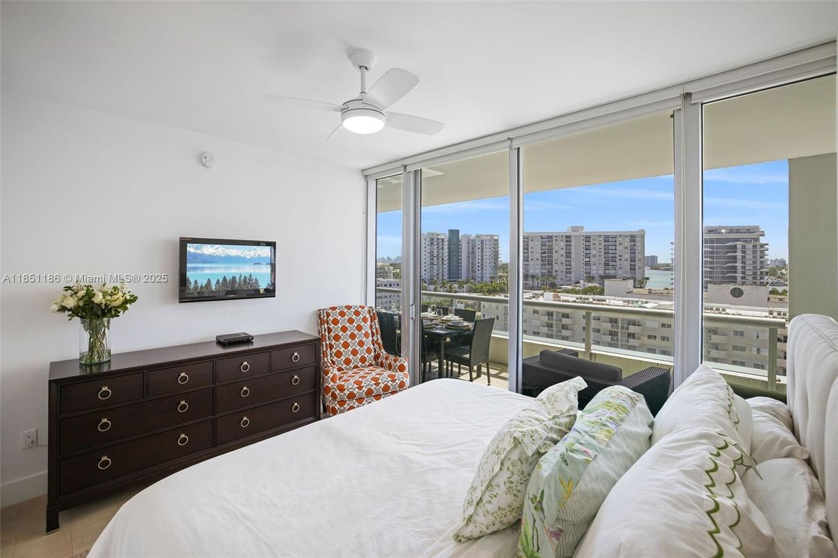 Bedroom, Interior, Water