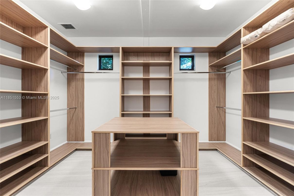Interior, Recessed Lighting, Walk-in Closets