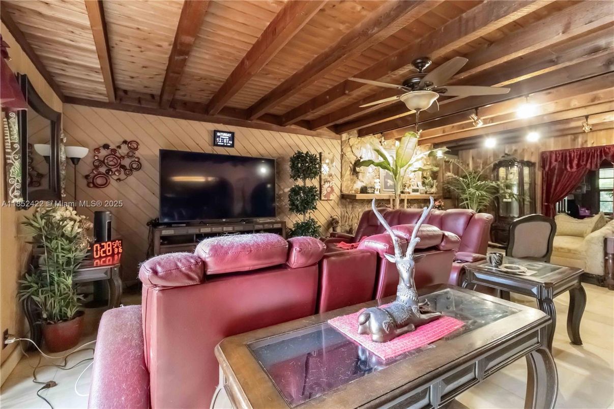 Interior, Living room, Wooden Beams, Wooden Ceilings