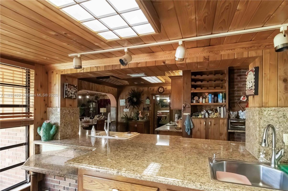 Interior, Kitchen, Wooden Ceilings