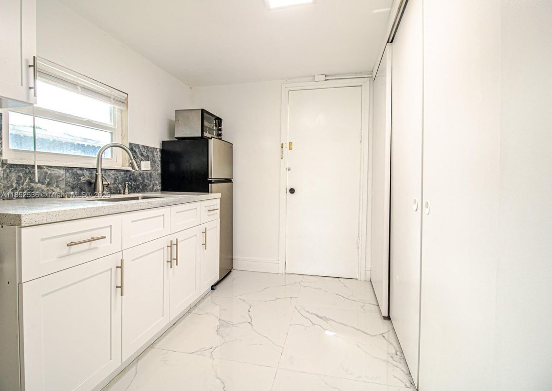 Interior, Kitchen, Marble