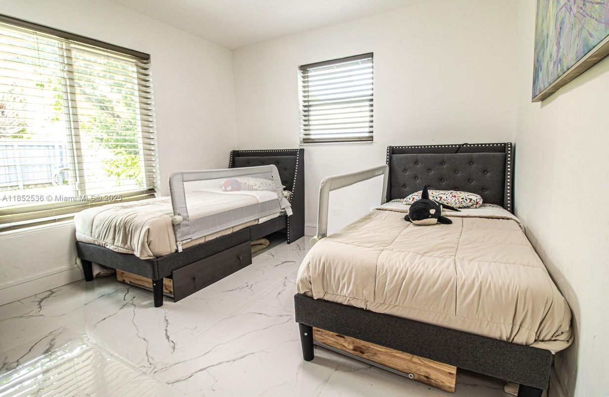 Bedroom, Interior, Marble