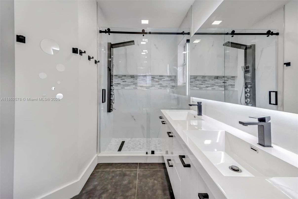 Bathroom, Dual Sink Vanities, Glass Shower, Interior, Recessed Lighting