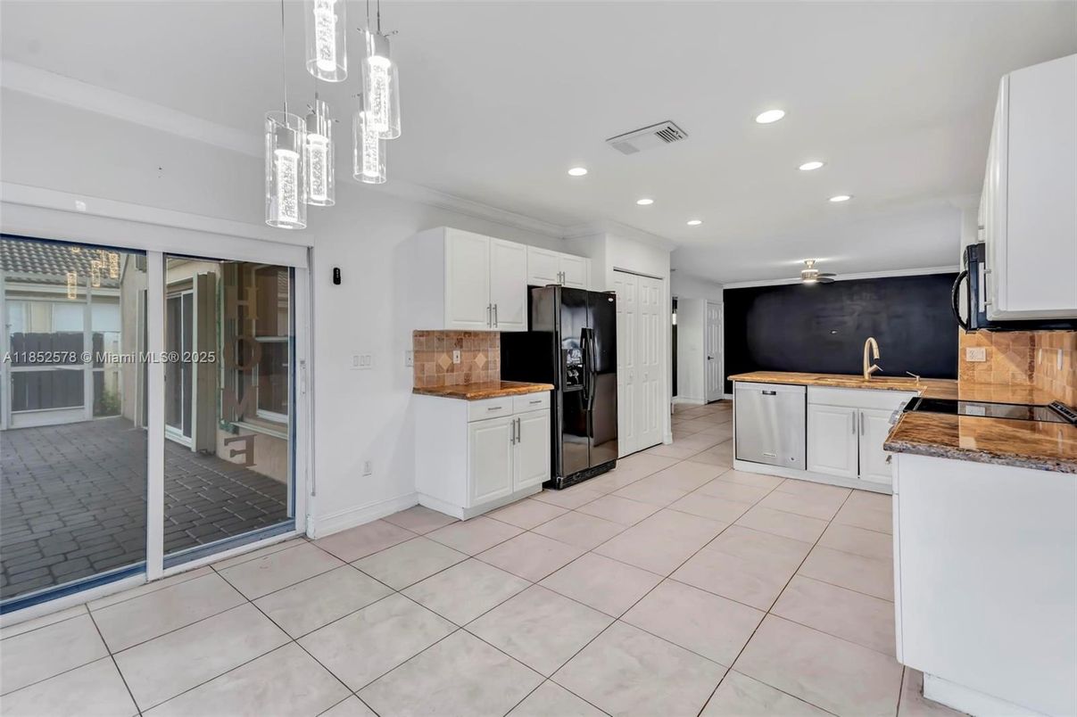 Interior, Kitchen, Pendant Lights, Recessed Lighting