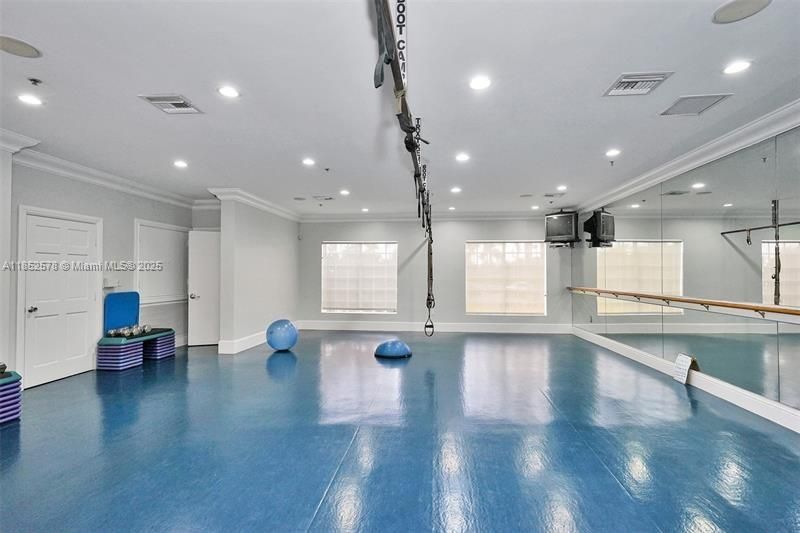 Fitness Equipment, Interior, Recessed Lighting