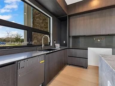 Interior, Kitchen, Wood Texture Flooring