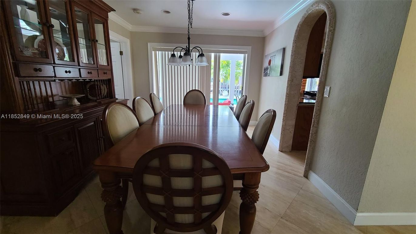 Dining room, Interior, Pendant Lights