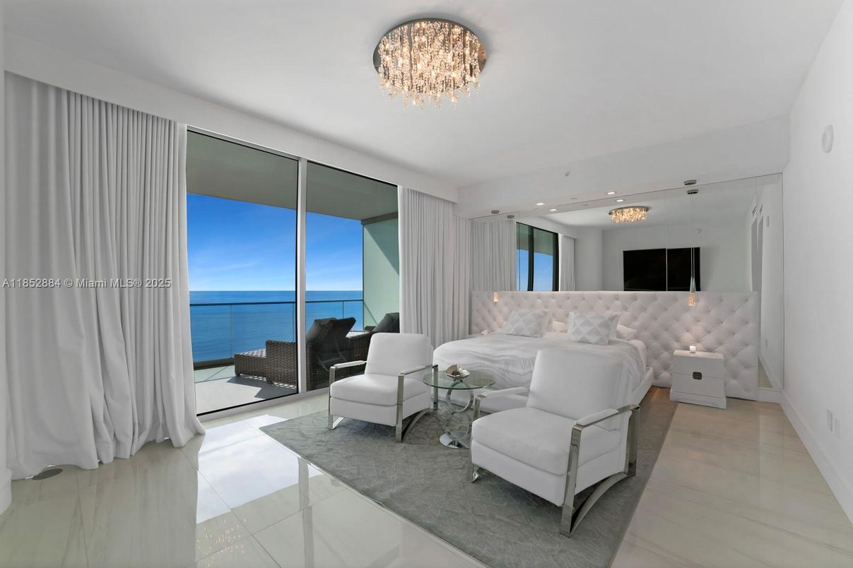 Chandelier, Interior, Living room, Recessed Lighting, Water