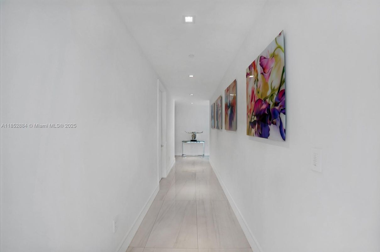 Interior, Recessed Lighting