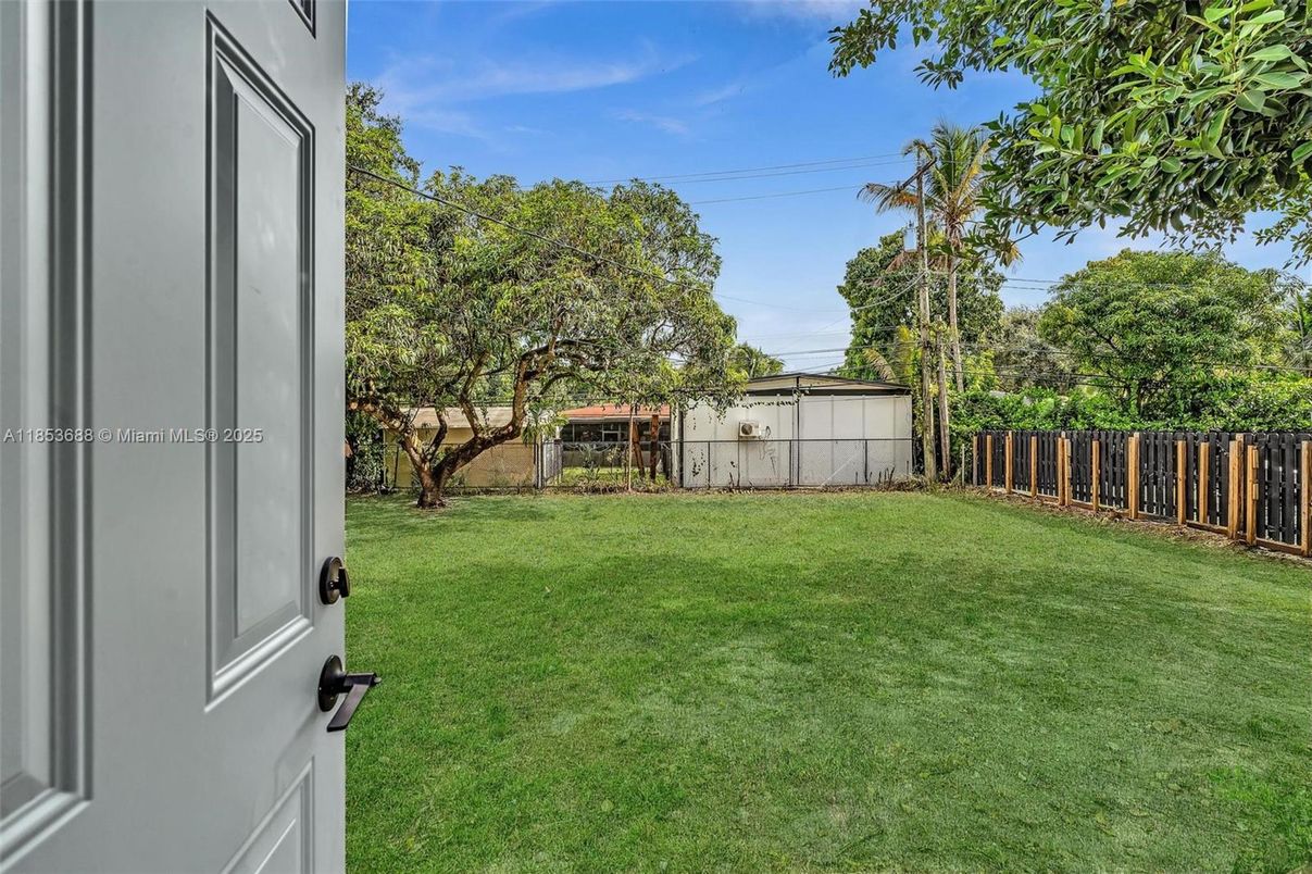 Backyard, Exterior