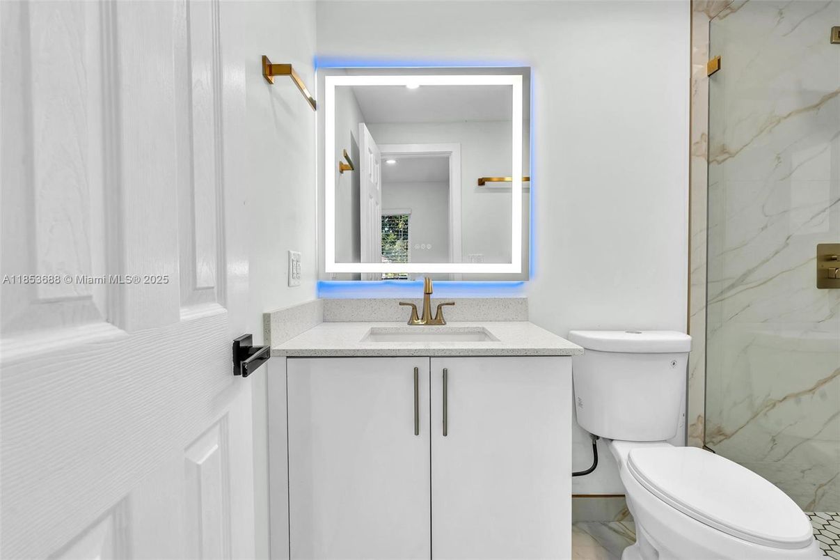 Bathroom, Interior, Marble Walls