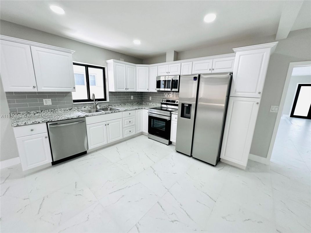 Interior, Kitchen, Marble, Recessed Lighting, Stainless Steel Appliances