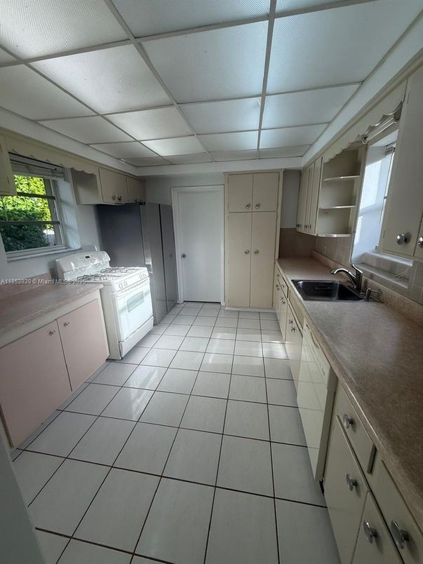 Interior, Kitchen
