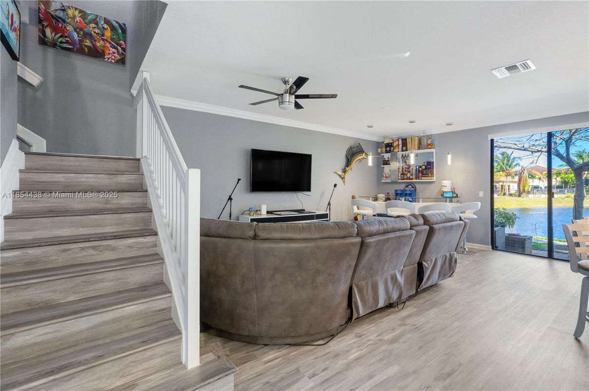 Interior, Living room, Recessed Lighting, Water, Wood Texture Flooring