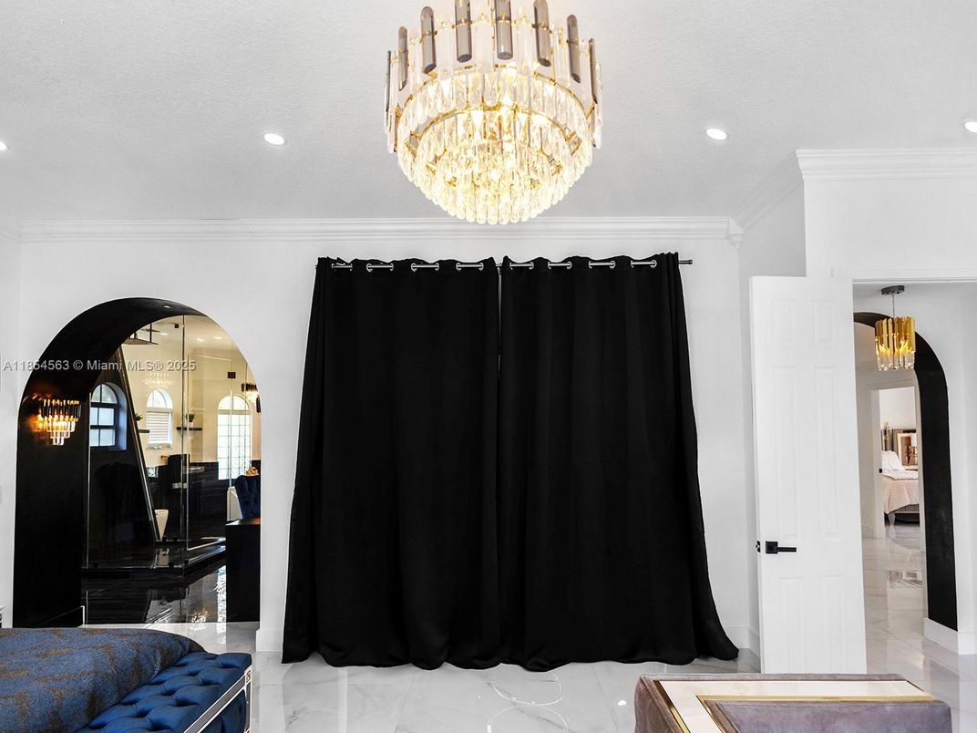 Chandelier, Interior, Marble, Recessed Lighting