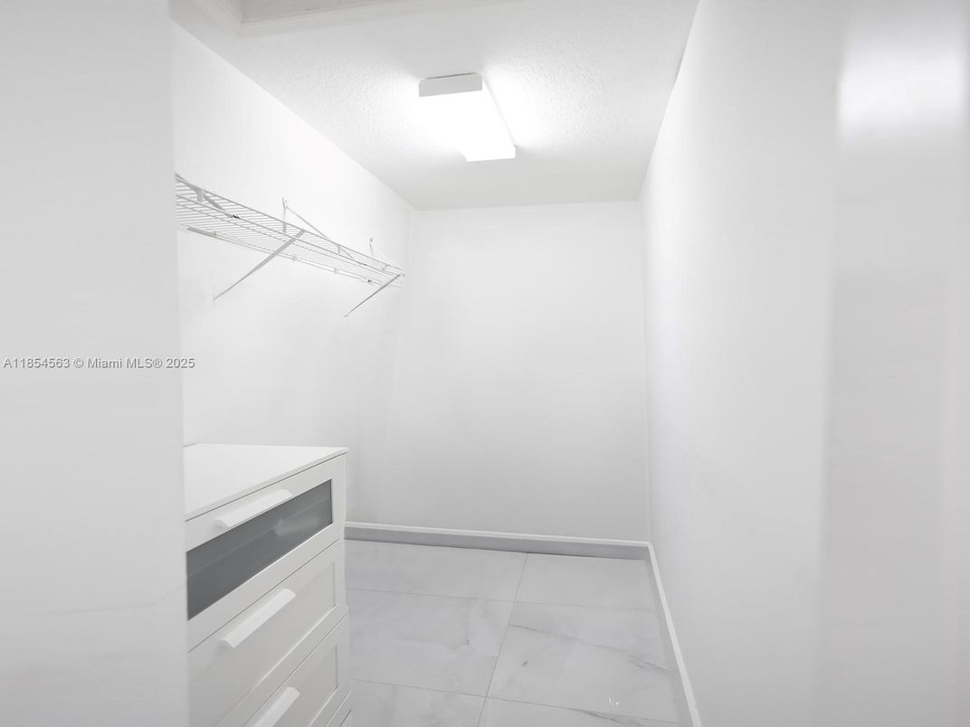 Interior, Marble, Walk-in Closets