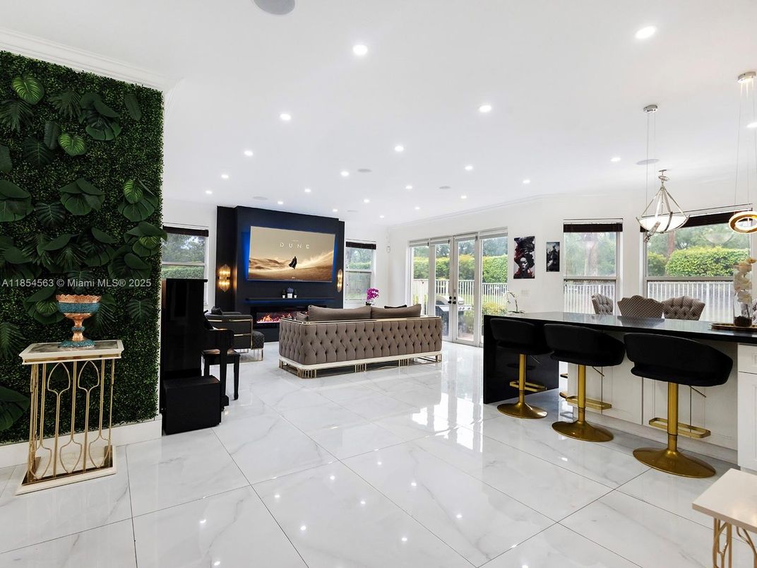 Interior, Living room, Marble, Pendant Lights, Recessed Lighting