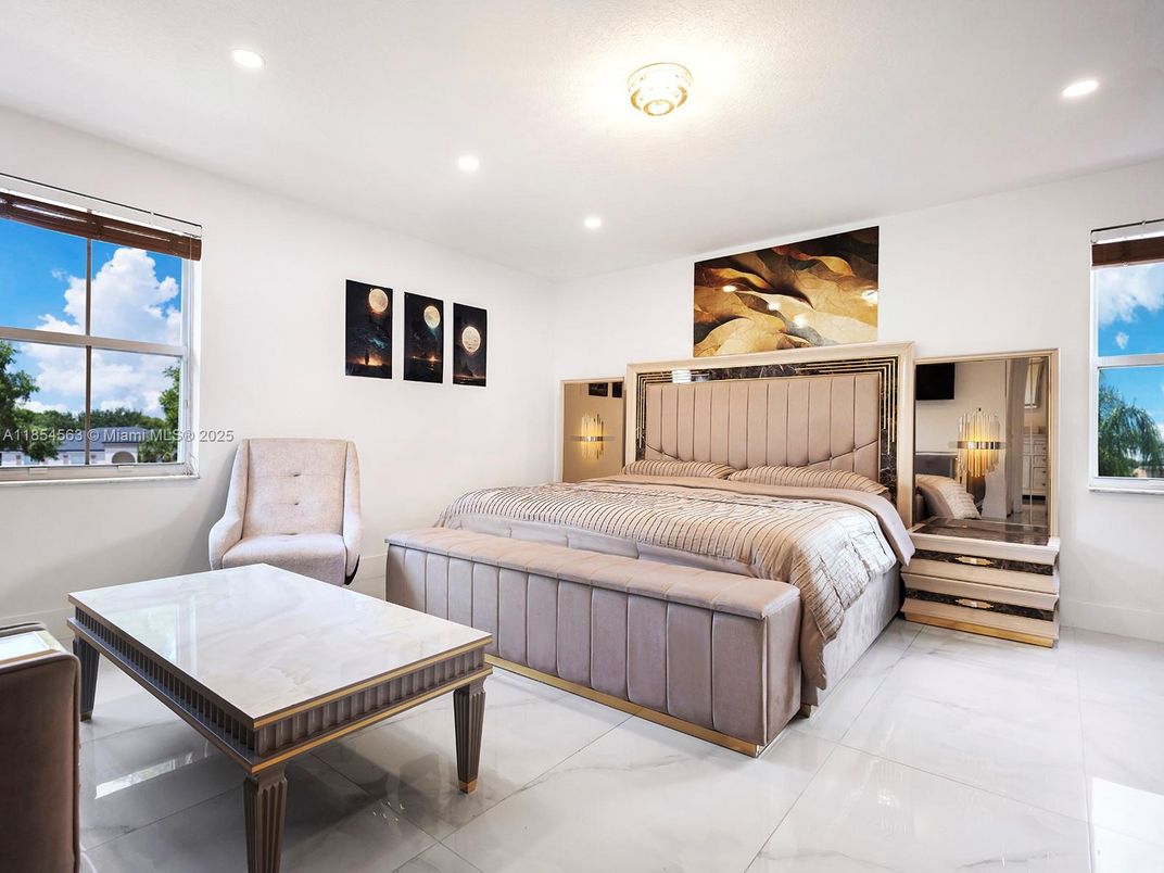 Bedroom, Interior, Recessed Lighting