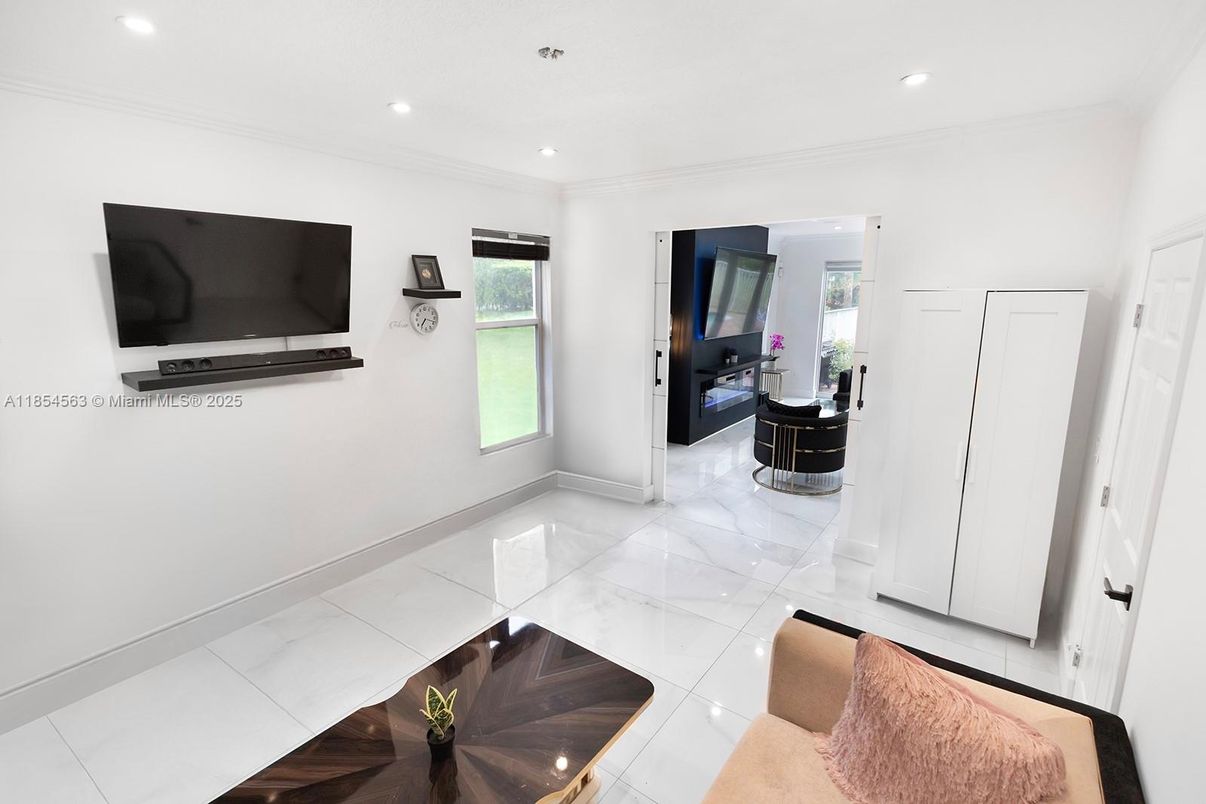 Interior, Marble, Recessed Lighting