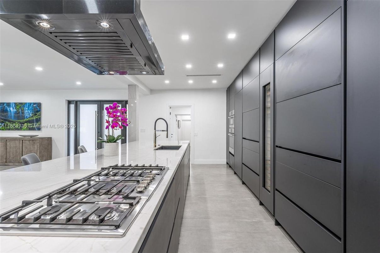 Interior, Kitchen, Recessed Lighting