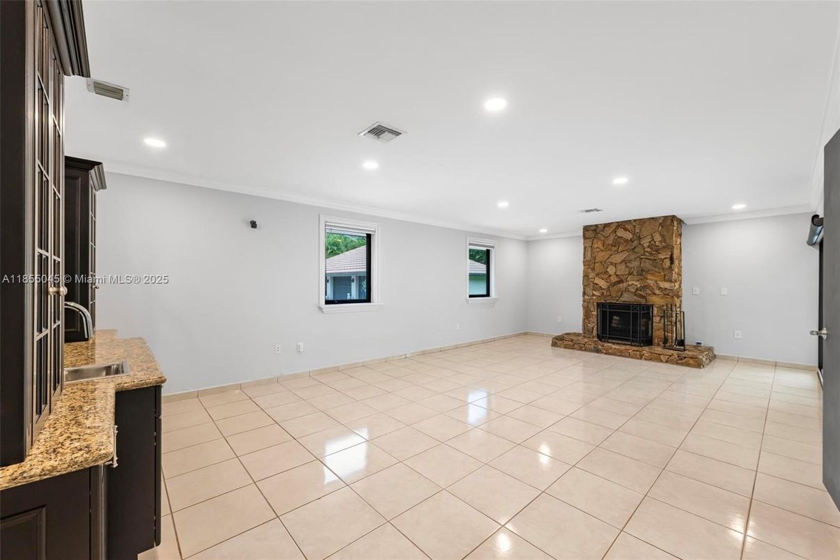 Empty room, Fireplace, Interior, Recessed Lighting