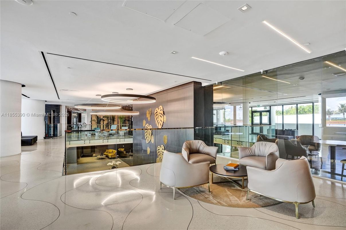 Dining room, Interior, Living room, Recessed Lighting