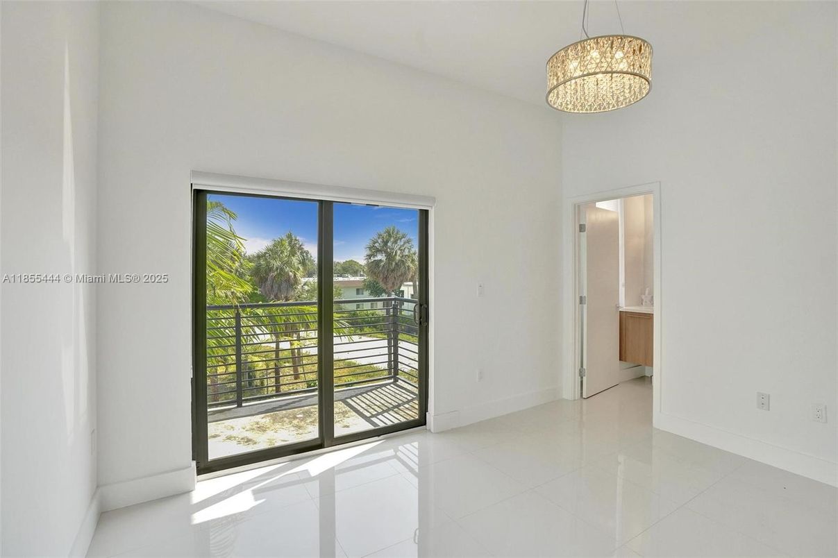 Chandelier, Empty room, Interior