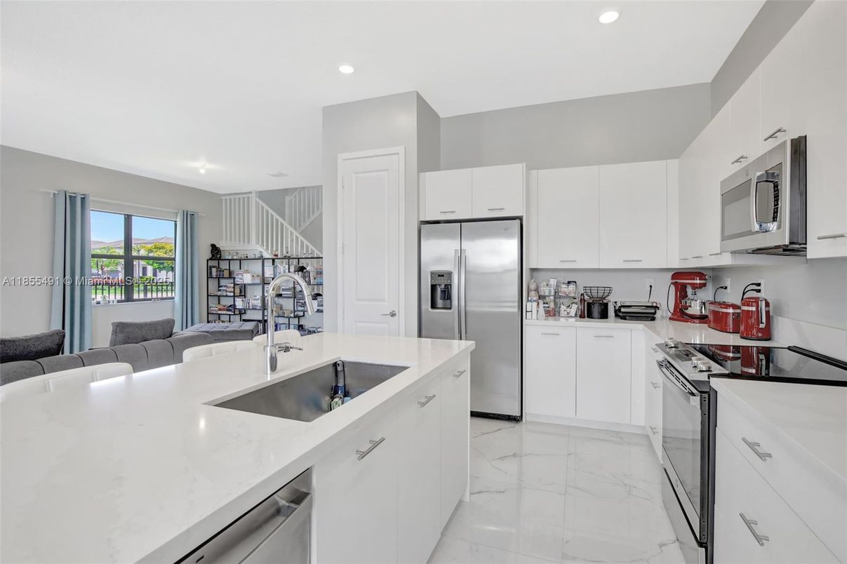 Interior, Kitchen, Marble, Recessed Lighting, Stainless Steel Appliances