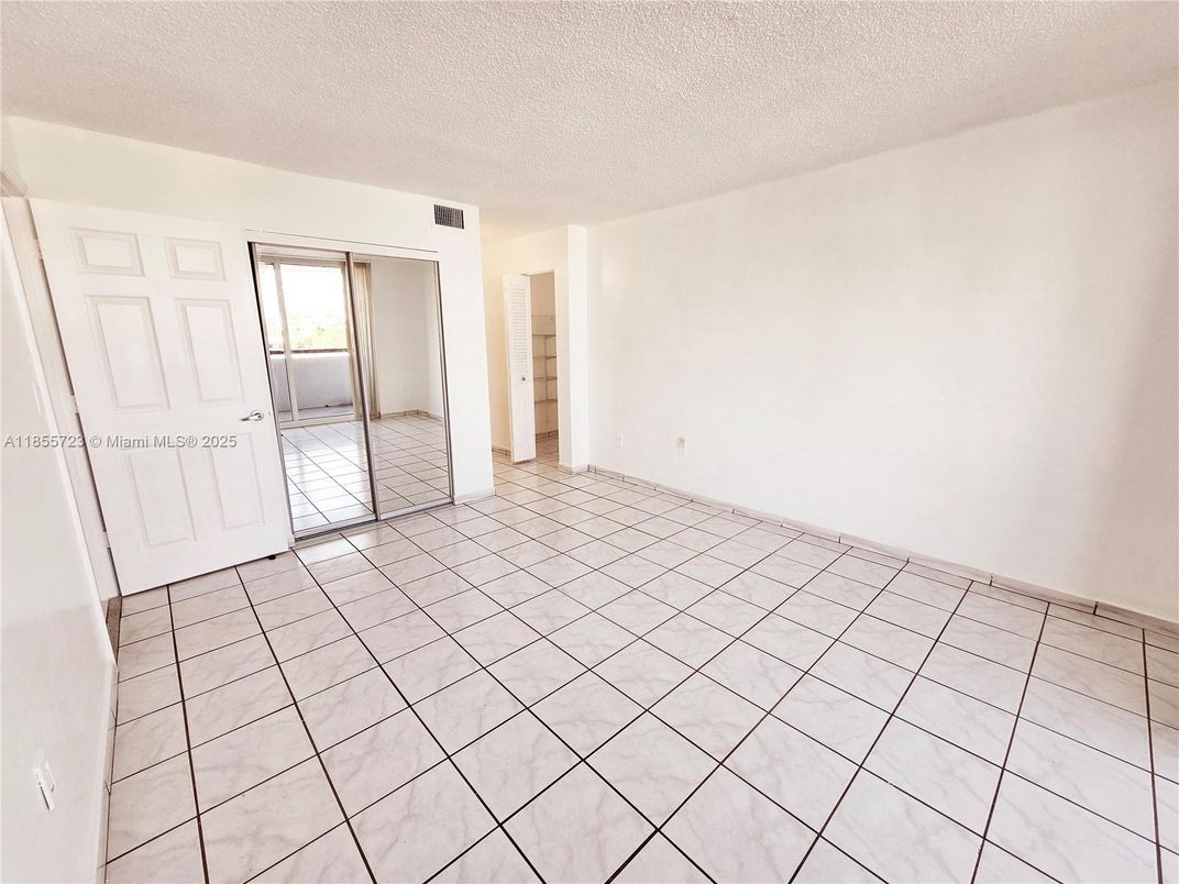 Empty room, Interior, Marble